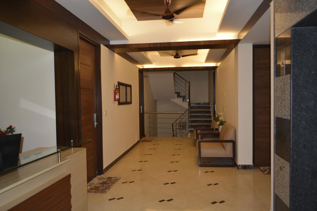 Hotel Mint Casa New Delhi Eksteriør billede