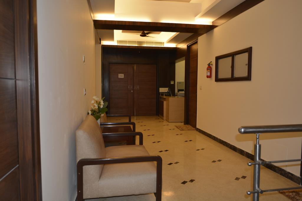 Hotel Mint Casa New Delhi Eksteriør billede