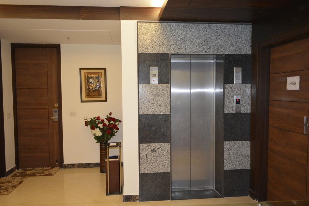 Hotel Mint Casa New Delhi Eksteriør billede