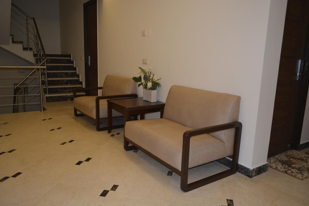 Hotel Mint Casa New Delhi Eksteriør billede