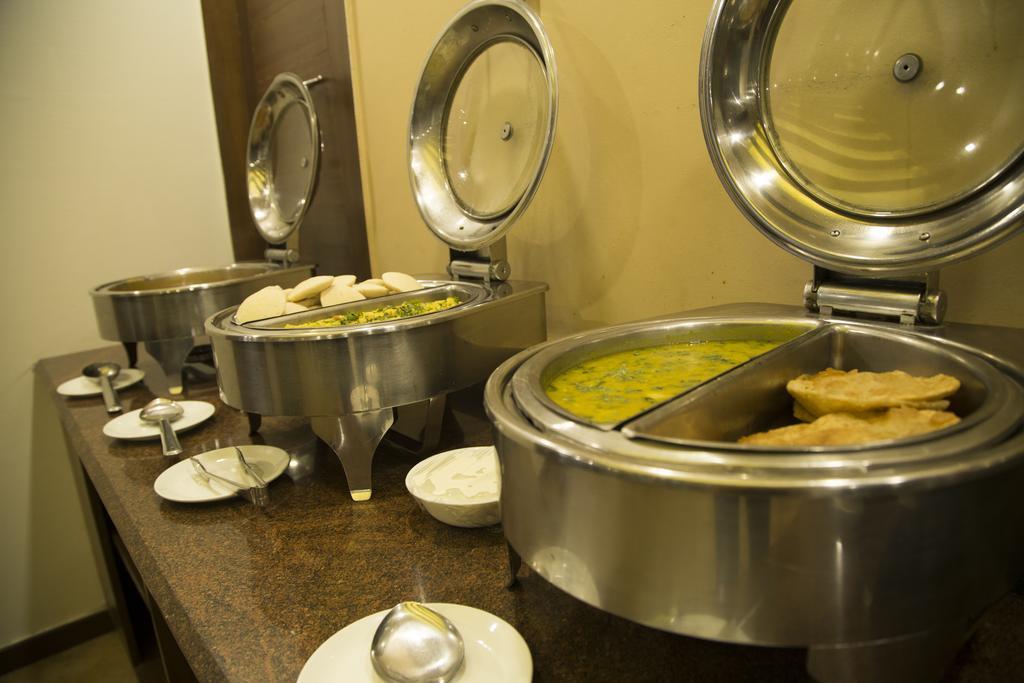 Hotel Mint Casa New Delhi Eksteriør billede