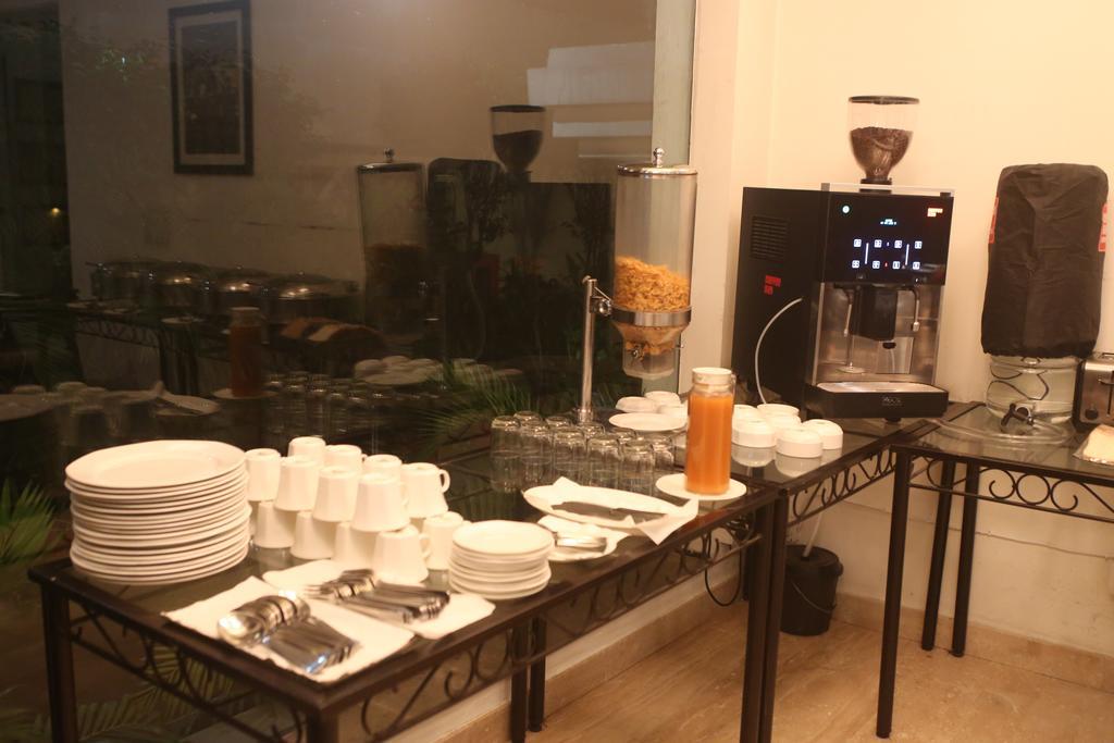 Hotel Mint Casa New Delhi Eksteriør billede