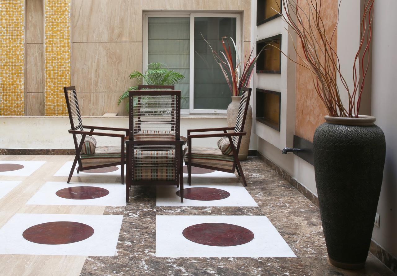 Hotel Mint Casa New Delhi Eksteriør billede